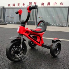 新款儿童三轮车宝宝灯光音乐脚蹬三轮车童车