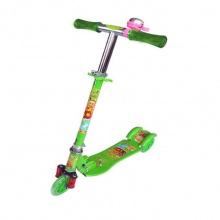 折叠小孩踏板车 闪光脚踏滑板车 三轮摇摆滑轮车