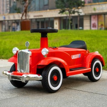 新款宝宝遥控玩具老爷车可坐人4轮汽车电瓶驱动12v 儿童电动车