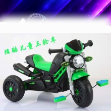 新款炫酷儿童三轮摩托车带音乐灯光儿童摩托车可脚踏
