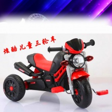 新款炫酷儿童三轮摩托车带音乐灯光儿童摩托车可脚踏
