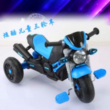 新款炫酷儿童三轮摩托车带音乐灯光儿童摩托车可脚踏
