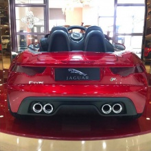 儿童电动汽车新款双驱儿童电动汽车四轮可坐人充电儿童电动四轮车