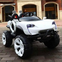 婴儿童电动车四轮四驱越野车小孩可坐人遥控汽车宝宝带摇摆玩具车