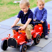 儿童电动小火车可坐双人四轮汽车宝宝玩具车小孩双驱充电大号童车