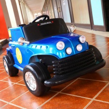 婴幼儿四轮带遥控汽车 宝宝玩具车可坐 小孩车 儿童电动车可坐人