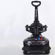 新款带音乐灯光小孩溜溜滑滑车宝宝四轮扭扭助步车电动儿童滑行车