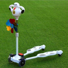 儿童四轮滑板车 蛙式剪刀车 摇摆童车儿童滑板车