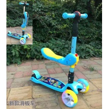 儿童闪光三轮滑板车滑行车儿童车脚踏双轮滑板车厂家直供童车