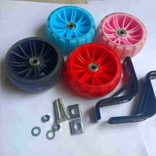 儿童自行车辅助轮 平衡车扭扭车配件 多种颜色支撑边护平衡闪光轮