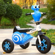 蜗牛带音乐灯光3-8岁宝宝自行车婴幼儿三轮车儿童脚踏车