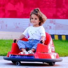 男女孩遥控儿童玩具漂移车室内外电动旋转车可坐人宝宝碰碰车批发