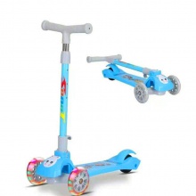 儿童三轮儿童玩具滑板车闪光轮 高质量新款塑料儿童滑板车