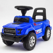 好质量的婴儿玩具车与音乐USB骑在车上滑车 儿童滑行溜溜车