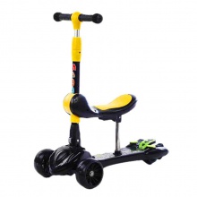 新款小孩溜溜车 1-6岁宝宝单脚男女踏板滑滑车带喷雾 儿童滑板车