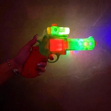 地摊货儿童玩具电动语音枪投影八音枪 炫酷灯光玩具手枪夜市批发