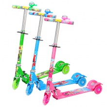 儿童三轮车闪光灯 可折叠踏板车轮滑车玩具童车 儿童滑板车