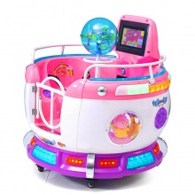 新款儿童电动投币双人座转盘摇摇车双人咖啡转杯摇摆机俄罗斯