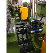 双滑板立式注塑机高效节能 立式注塑机