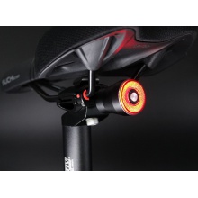 Q5智能刹车尾灯自行车智能尾灯公路车刹车尾灯单车灯