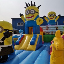 厂家直售新款现货蛋糕大滑梯充气滑梯城堡充气蹦蹦床儿童主题