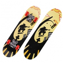 批发双翘4轮滑板 60cm男女初级滑板 铝支架儿童四轮滑板