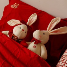 结婚喜字压床娃娃一对婚庆公仔婚礼大兔年毛绒玩具小兔子生肖公仔