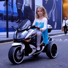 大号儿童电动摩托车双驱2-10岁男女小孩充电三轮宝宝警车款玩具车