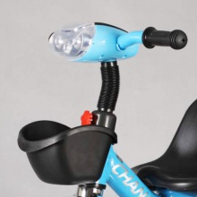 音乐灯光儿童三轮车1-5岁三轮脚踏车简易小孩男女童车