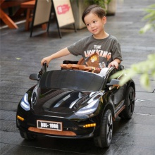 新款儿童可爱电动车四轮汽车带遥控宝宝玩具车充电可坐人摇摇童车