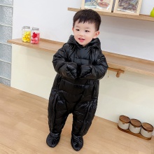 新生婴儿衣服秋冬套装羽绒服冬季女宝宝连体衣外出抱衣洋气冬装