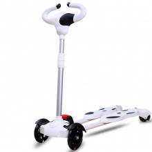 宝宝剪刀车蛙式滑板车儿童1-3-6-12岁可转弯双脚分开四轮大小童孩