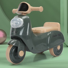 儿童滑行车1-6岁宝宝 男女溜溜车滑行车带音乐灯光玩具车