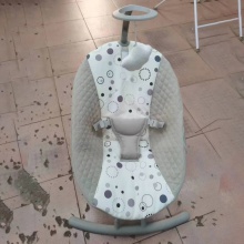 蓝牙电动摇椅可坐可躺婴儿摇摇床宝宝电动摇摆哄娃神器