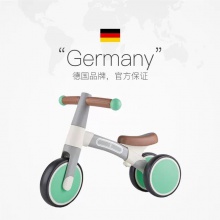 启蒙滑步平衡车宝宝入门玩具无脚踏滑行车学步车三轮滑行车