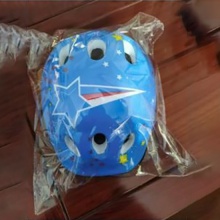 儿童头盔一体成型儿童平衡车头盔宝宝头盔轮滑滑板骑行安全帽