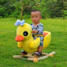 儿童木马溜溜车宝宝安抚摇椅周岁礼物卡通毛绒动物摇马摇摆木制车